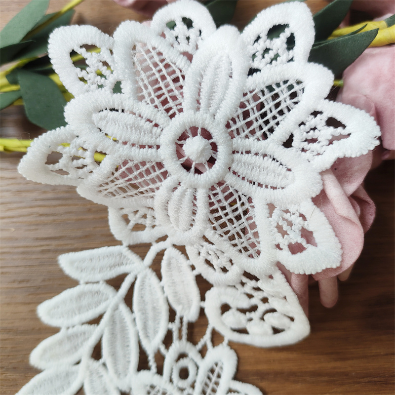 Water Soluble Embroidery Lace Applique, Floral Motif Patch for Wedding Dress Garment Decoration