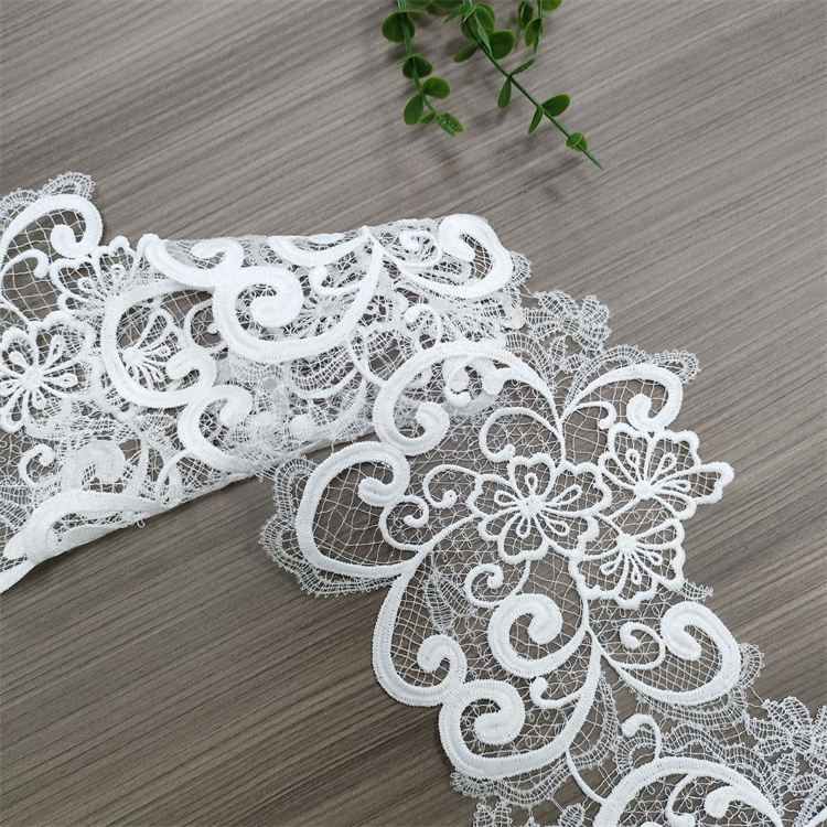 Black & White Milk Thread Embroidery Lace Trim, Floral Water Soluble Lace Border for Wedding Dress G